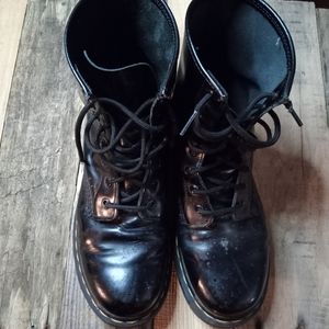 Men's size 8 8 hole Dr. Martens